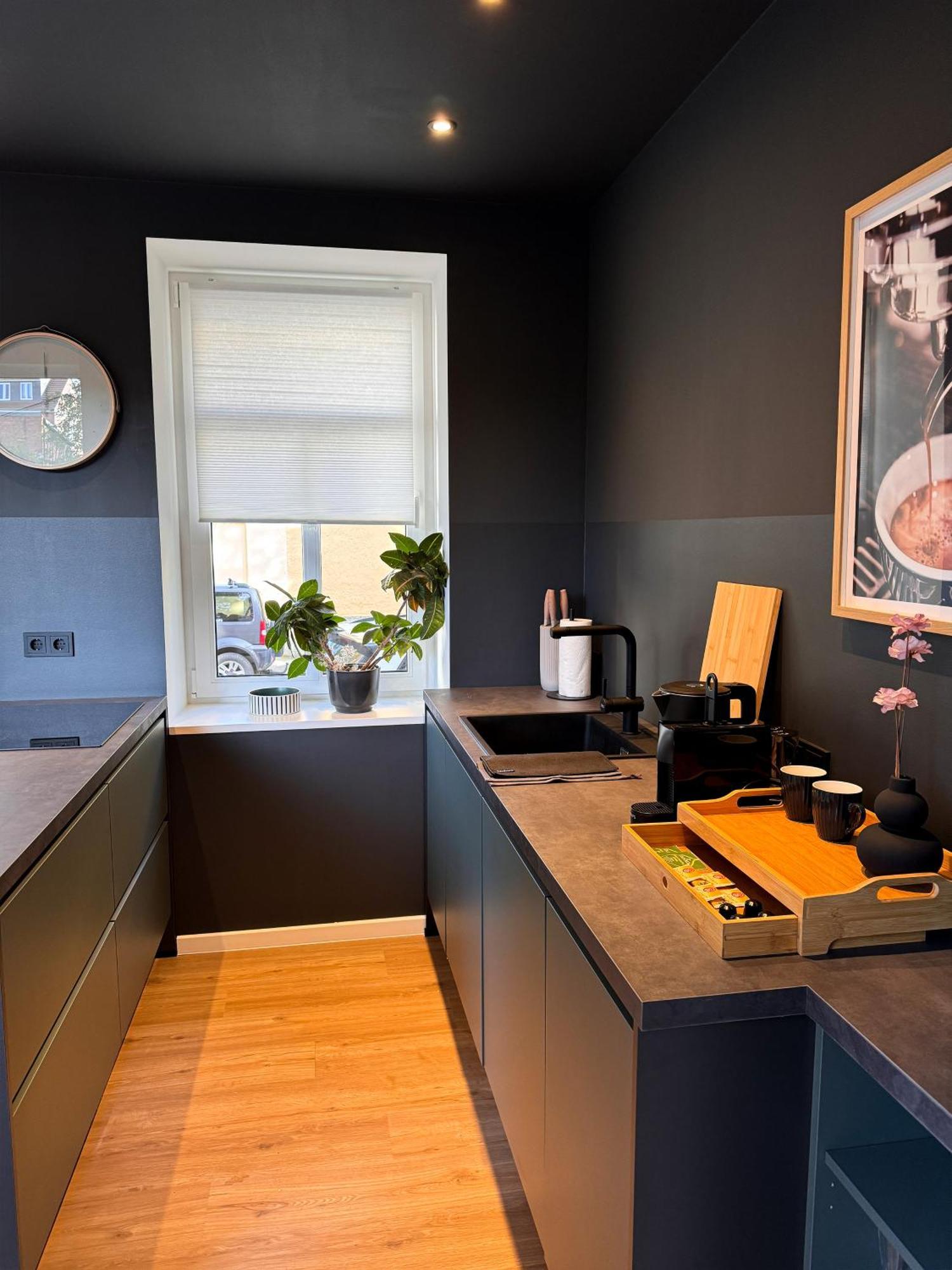 Carl Von Aurora Apartment